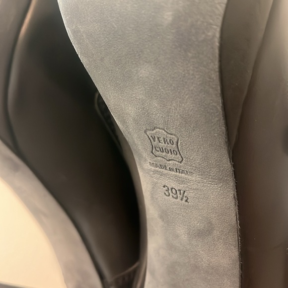 Lanvin high heel black leather boots size 39 1/2 - Picture 6 of 7